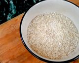 A picture of step 1 of Sarkarai pongal.
