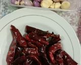 Foto langkah ke 1 dari resep Ayam Bumbu Habang.