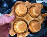 A picture of step 5 of Cup Cheese Bread.