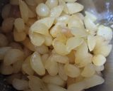 A picture of step 1 of Technique to store Ginger Garlic pastes.