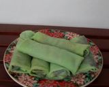 Foto langkah ke 12 dari resep Dadar Gulung Isi Vla Coklat Gampang.