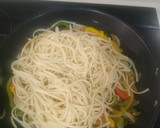 Foto del paso 3 de la receta: Tallarines con salsa de soja
