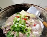 Foto langkah ke 3 dari resep Tumis cumi.