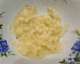 Foto langkah ke 1 dari resep Bolu Mekar Pisang Kukus 1 Telur (No Mixer).