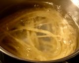 Foto del paso 10 de la receta: Mis tallarines de fin de mes (fileto y perejil)