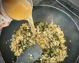 Foto del paso 3 de la receta: Arroz carnaroli con hinojo silvestre y salmón