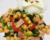 Foto del paso 3 de la receta: Garbanzos Guisados con Espinaca Tocino y Pimientos Rojos!