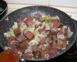 Foto del paso 2 de la receta: Sangre encebollada con tomate