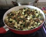 Foto del paso 3 de la receta: Guiso de berenjenas y zapallito