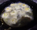 A picture of step 1 of Dehli style dahi phulki.