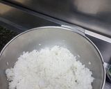 Foto del paso 6 de la receta: Sushi de salmón y aguacate