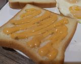 Foto langkah ke 2 dari resep Sandwich Telur Abon Klasik.