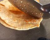 तिकोन पराठा (Tikone paratha recipe in hindi) रेसिपी चरण 5 फोटो