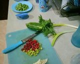 Foto langkah ke 1 dari resep Udang saos tiram, campur petai, wortel, timun dan tahu 😋.