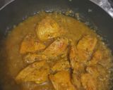 A picture of step 5 of Lemon chicken curry.