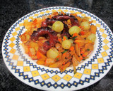 Foto del paso 4 de la receta: Chistorra sobre patatas, calabaza y uvas Moscatel