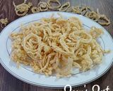 A picture of step 5 of Homemade raw Rice Fryums.