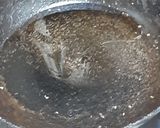 A picture of step 2 of Egg burger.