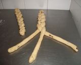 Foto del paso 13 de la receta: Pan de leche y pasas trenzado