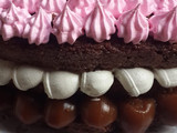 Torta Brownie Bomba 💣💖 renovada 😊💗
