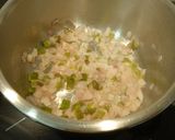 Foto del paso 1 de la receta: Olleta de garbanzos y salmón