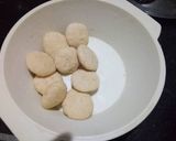 A picture of step 4 of Skulls cheese burst.