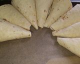 A picture of step 4 of Fajita party cones.