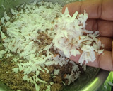 ராகி புட்டு (ragi puttu recipe in tamil) ரெசிபி ஸ்டேப் 4 புகைப்படம்