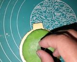 Foto langkah ke 5 dari resep Donat Pandan.