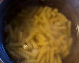 Foto del paso 7 de la receta: Mis fideos (fusillis)en salsa de atún, aceitunas y ricota