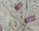 Foto langkah ke 4 dari resep Creamy Udon dengan Brokoli.