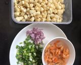 Hình bước làm 2 của món Bắp xào tôm khô