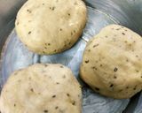 A picture of step 3 of Cheesy stuffed pasta buns.
