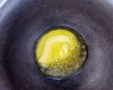 A picture of step 1 of Iloka (milk candy).