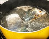 Hình bước làm 3 của món Canh Cá Chim Nấu Ngót
