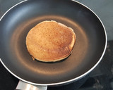 Foto del paso 3 de la receta: Hot cakes 3 ingredientes sin huevo fáciles