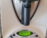 Foto del paso 3 de la receta: Roscón de Reyes de nata y crema para celíacos en Thermomix