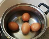 Foto del paso 2 de la receta: Irresistible huevos con patatas gratinados al horno