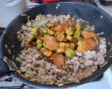 Rizses, húsos, kelbimbós recept fázis 6 fotója
