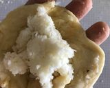 Foto langkah ke 5 dari resep Roti isi kelapa, lembuttt...tanpa ulen.