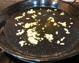 Foto del paso 2 de la receta: Paella de arroz con pollo