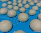Foto langkah ke 4 dari resep Donat tanpa kentang.