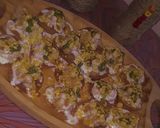 A picture of step 6 of Papri Chaat.