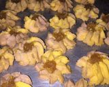 Foto langkah ke 7 dari resep Semprit Nanas Warna.