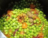 A picture of step 3 of Matar Ghughni.