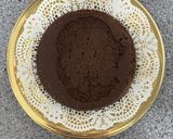 Foto del passaggio 10 della ricetta Tiramisù su Biscotto Sacher