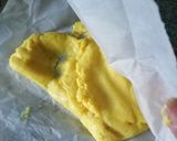 A picture of step 6 of Khoya kesar peda.