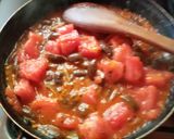 Foto del paso 2 de la receta: Moños con tomates y aceitunas (veraniegos)