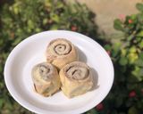 A picture of step 15 of Cinnamon rolls.