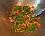 A picture of step 4 of Minestrone Soup.